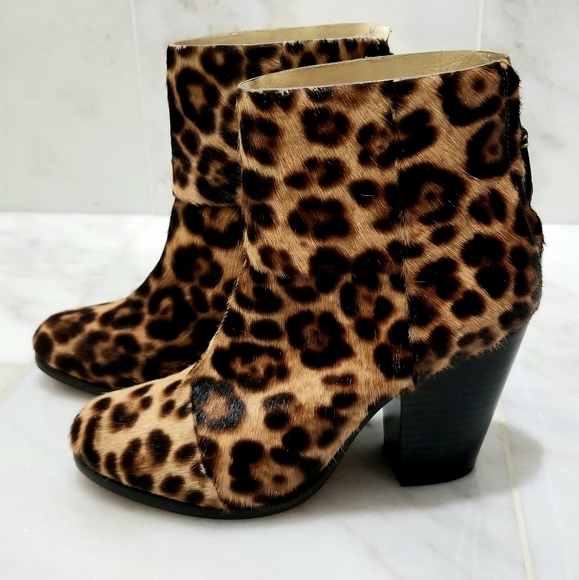 Rag & Bone Leopard Calf Hair Newbury Booties 39.5 - Picture 11 of 11